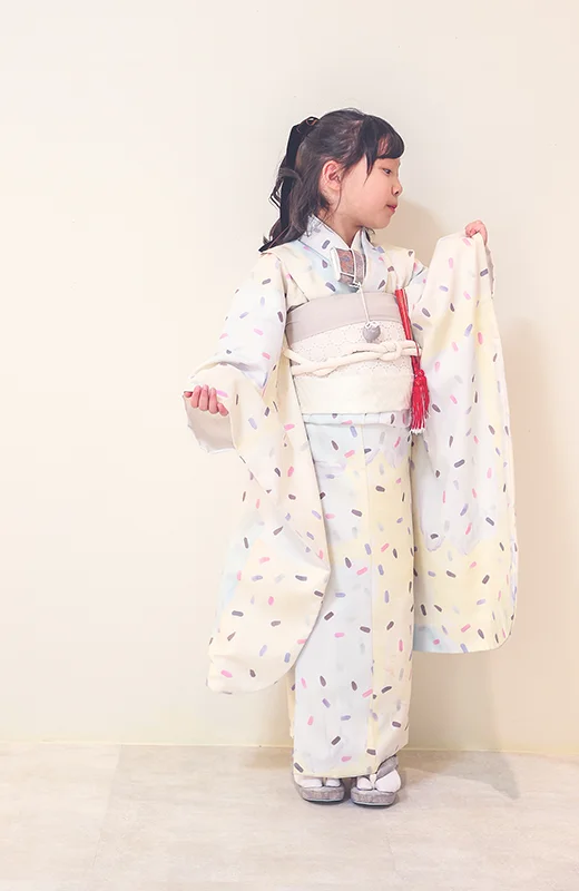 写真工房ぱれっと札幌東店の七五三衣装7歳女の子オリジナル和装(4)