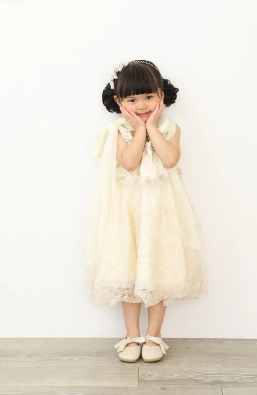写真工房ぱれっと札幌西店の七五三衣装3歳女の子ドレス(9)