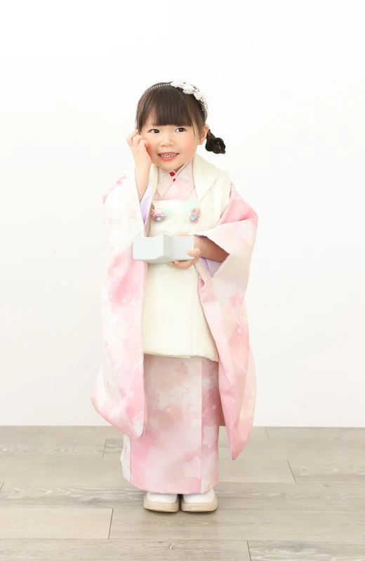 写真工房ぱれっと札幌西店の七五三衣装3歳女の子和装(04)