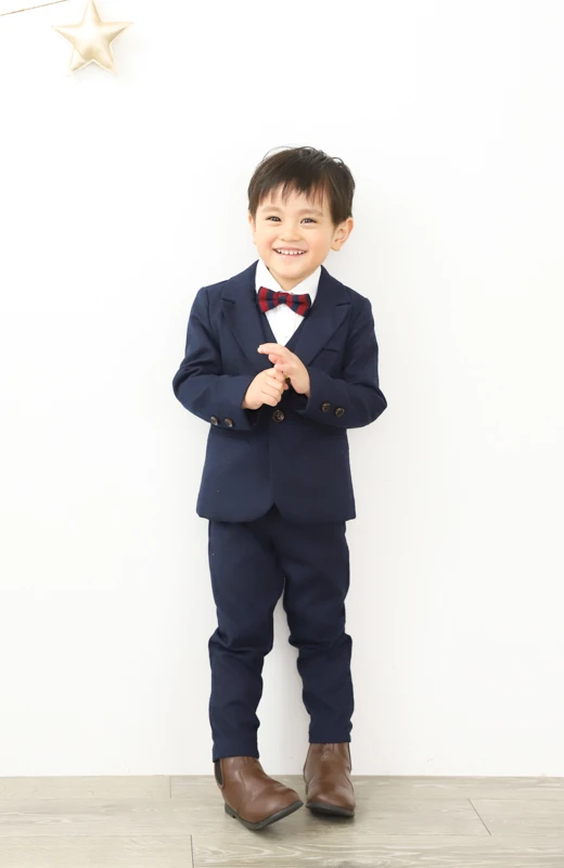 写真工房ぱれっと札幌西店の七五三衣装3歳男の子タキシード(3)