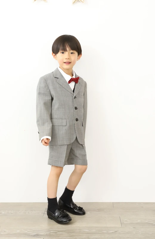 写真工房ぱれっと札幌西店の七五三衣装5歳男の子タキシード(2)