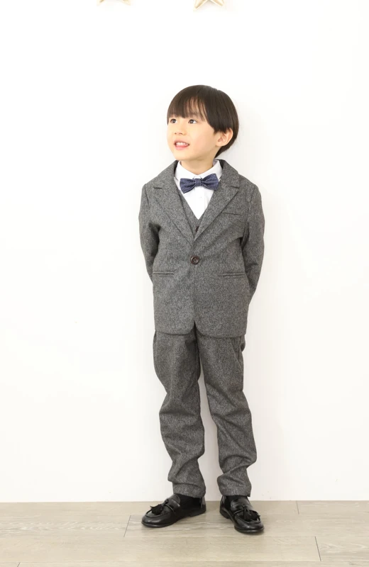 写真工房ぱれっと札幌西店の七五三衣装5歳男の子タキシード(4)