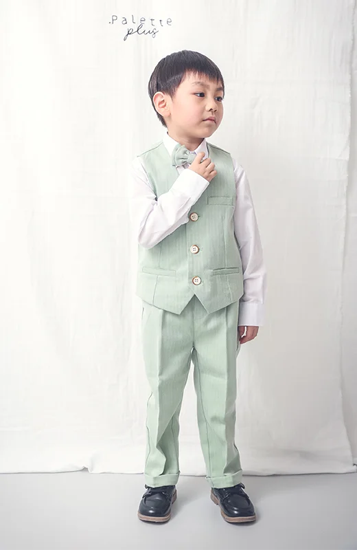 写真工房ぱれっと札幌西店の七五三5歳男の子タキシード(8)